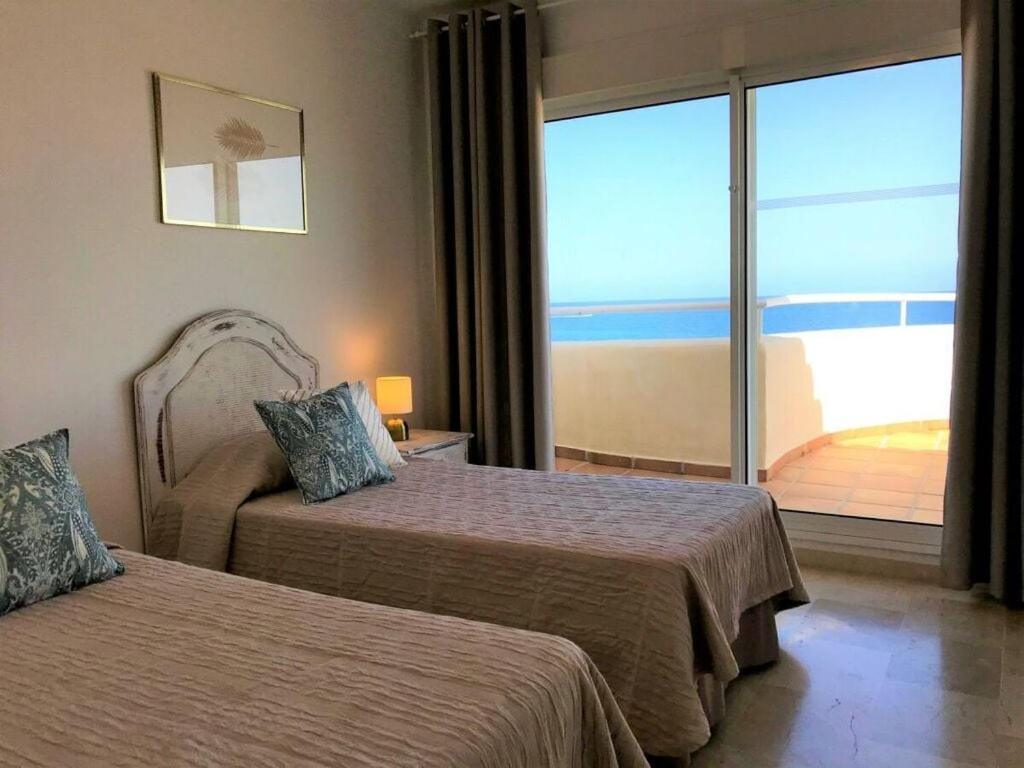 Penthouse Bermuda 2 Сasa de vacaciones Estepona